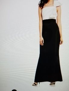 Vince Camuto Bow One Shoulder Gown